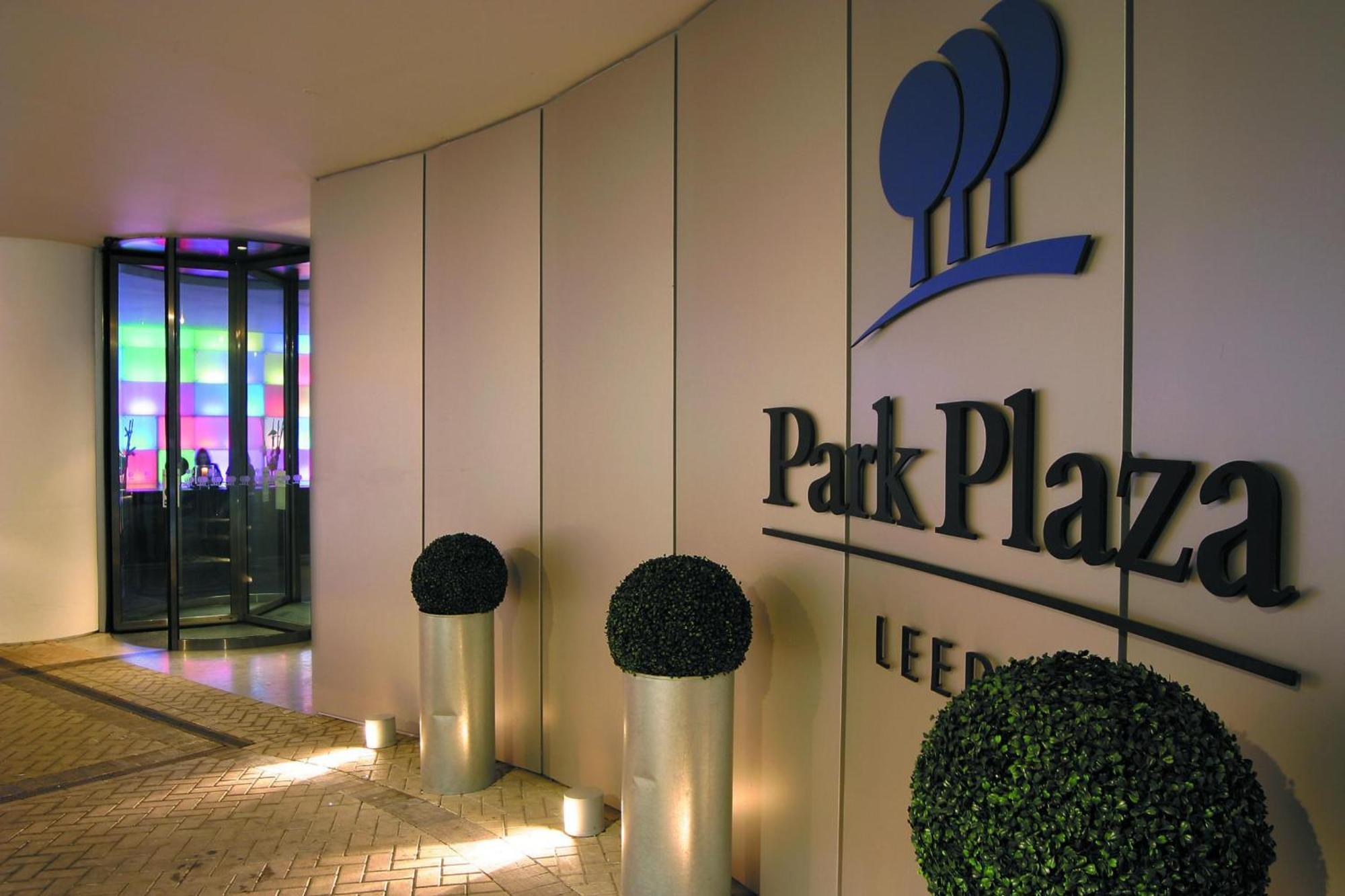Park Plaza Leeds Hotel Лийдс Екстериор снимка